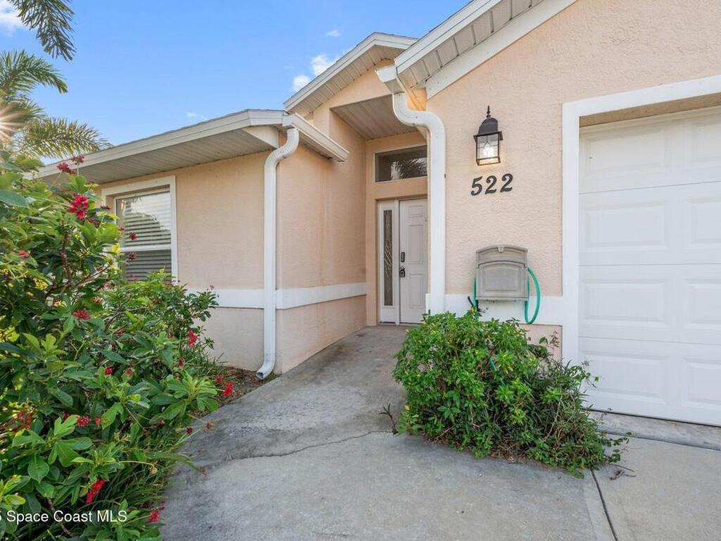 520-522 Lee Avenue, Satellite Beach, FL 32937