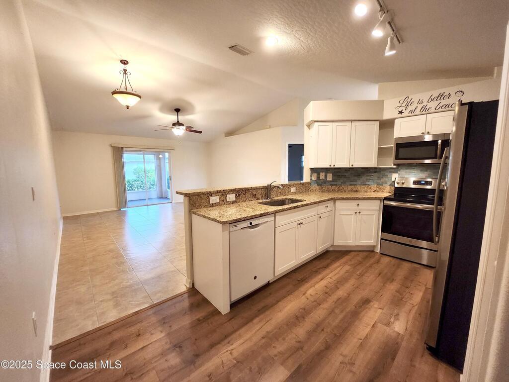 520-522 Lee Avenue, Satellite Beach, FL 32937
