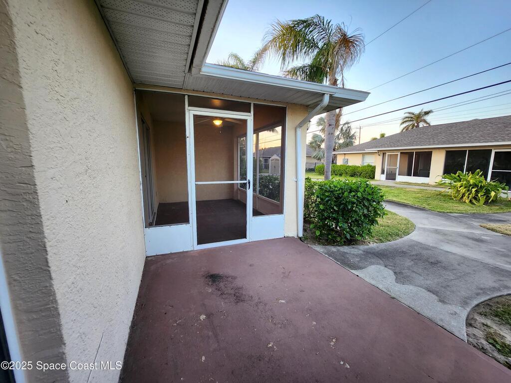 520-522 Lee Avenue, Satellite Beach, FL 32937