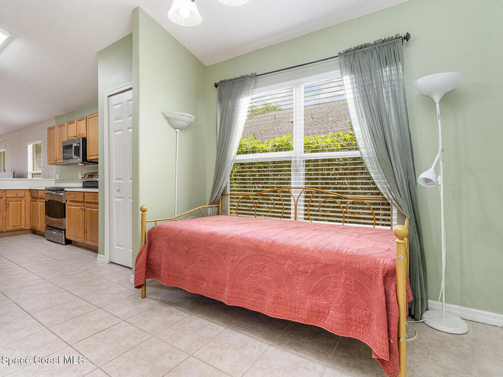 936 Tavernier Circle, Palm Bay, FL 32905