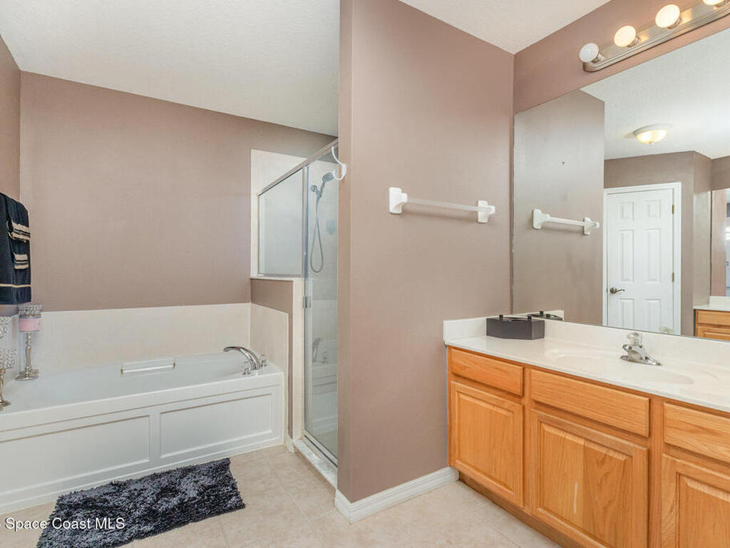 936 Tavernier Circle, Palm Bay, FL 32905