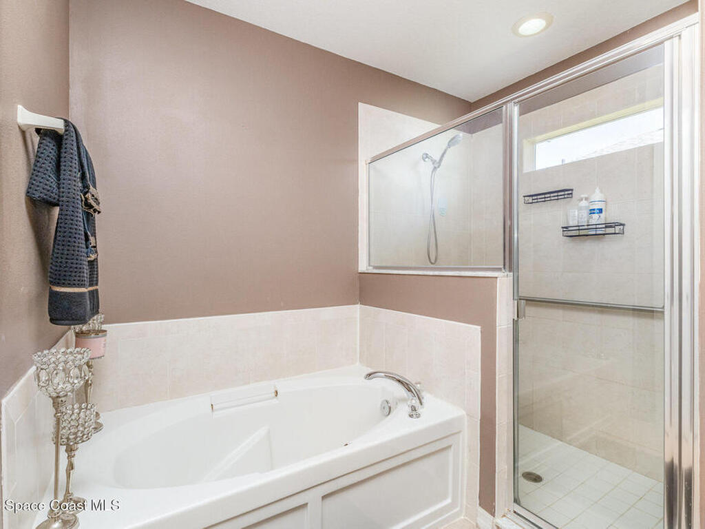 936 Tavernier Circle, Palm Bay, FL 32905