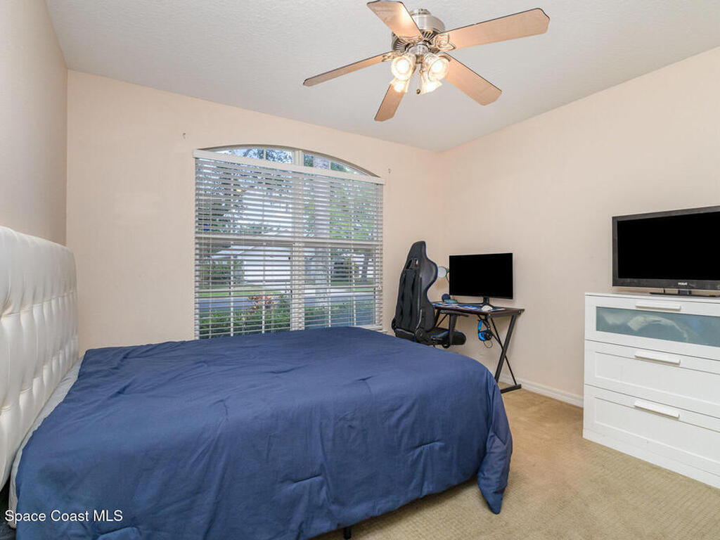 936 Tavernier Circle, Palm Bay, FL 32905
