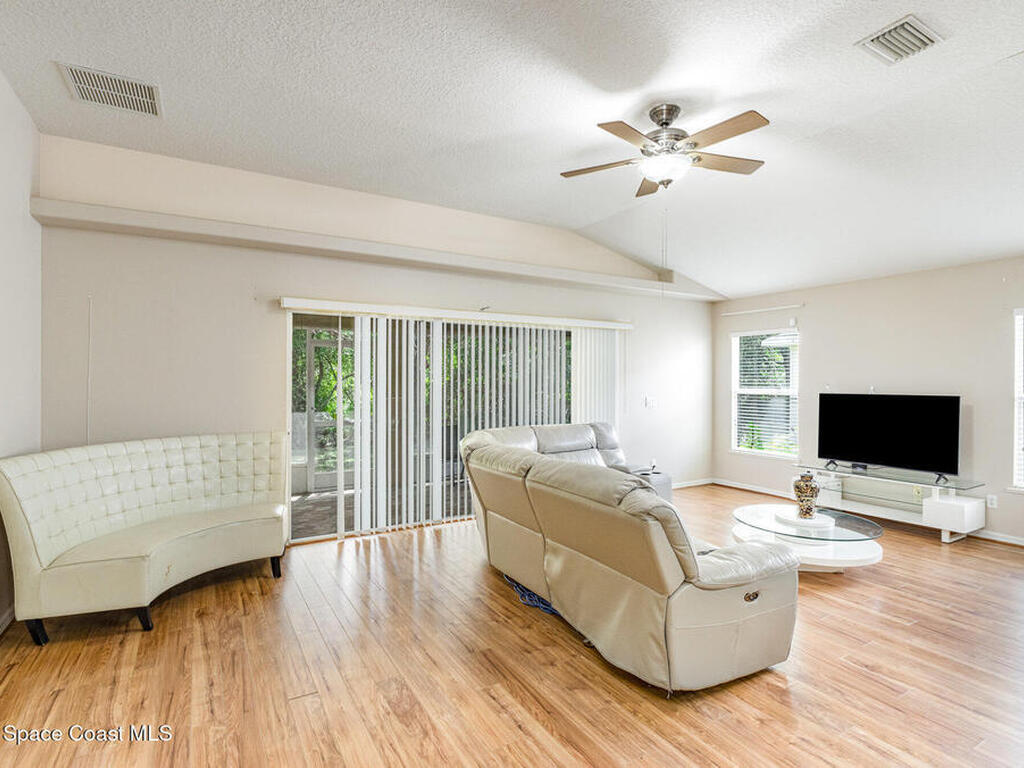 936 Tavernier Circle, Palm Bay, FL 32905
