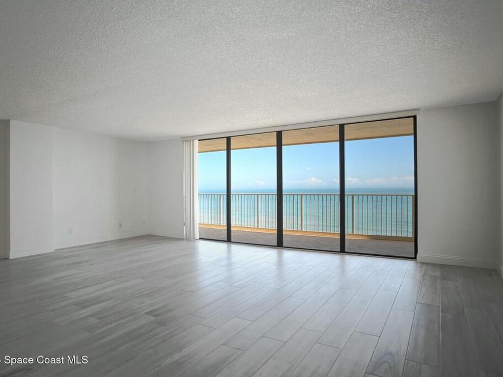 830 N Atlantic Avenue, Cocoa Beach, FL 32931