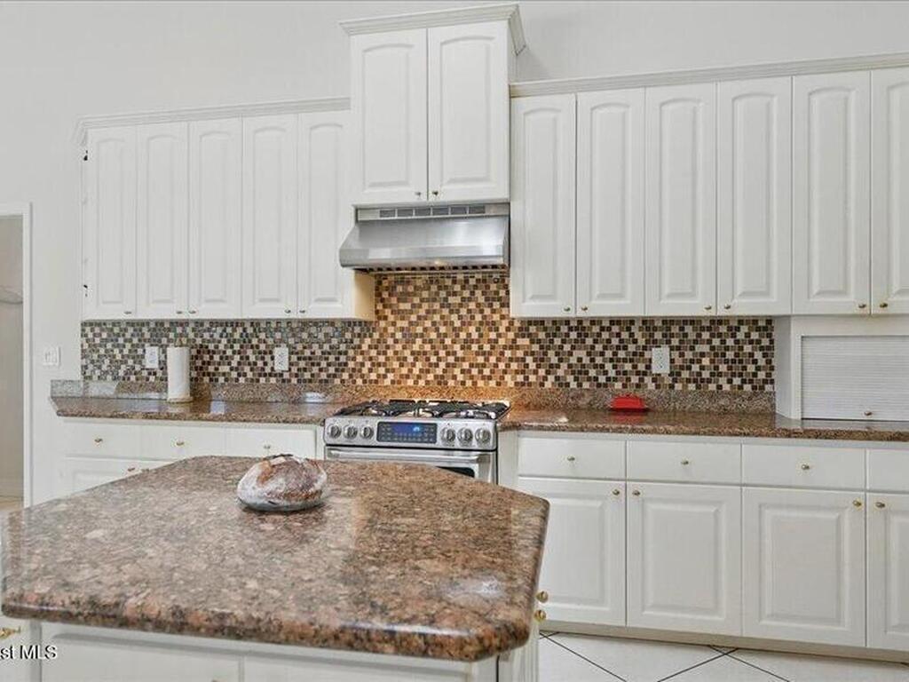 695 Bella Vista Drive, Titusville, FL 32780