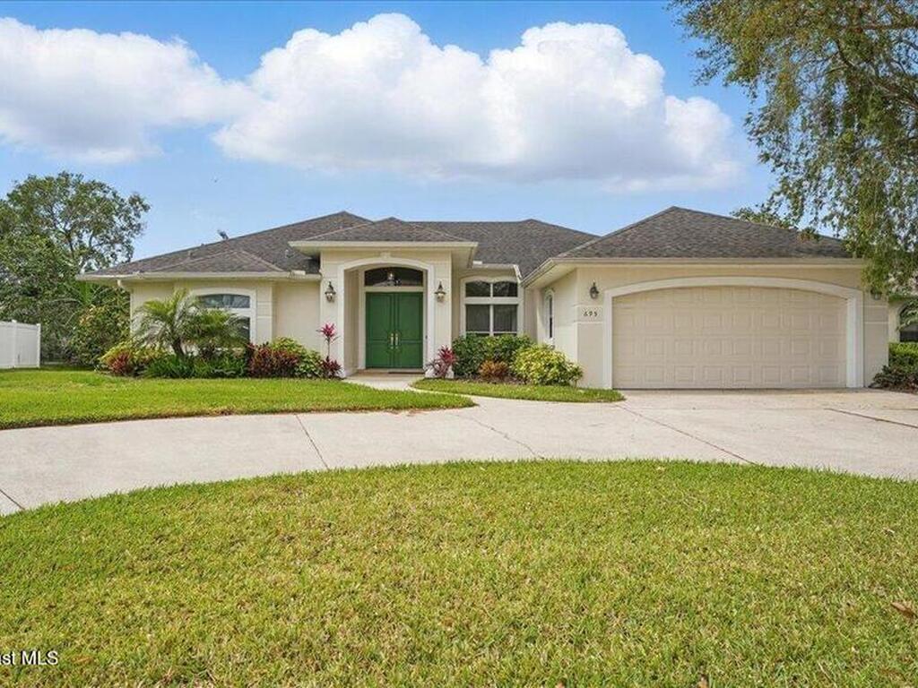 695 Bella Vista Drive, Titusville, FL 32780