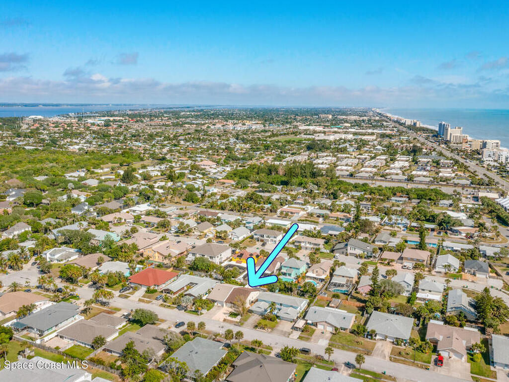 250 Ocean View Lane, Indialantic, FL 32903