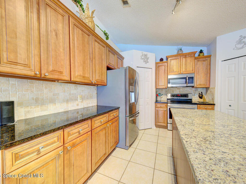 261 Franciscan Avenue, Palm Bay, FL 32907