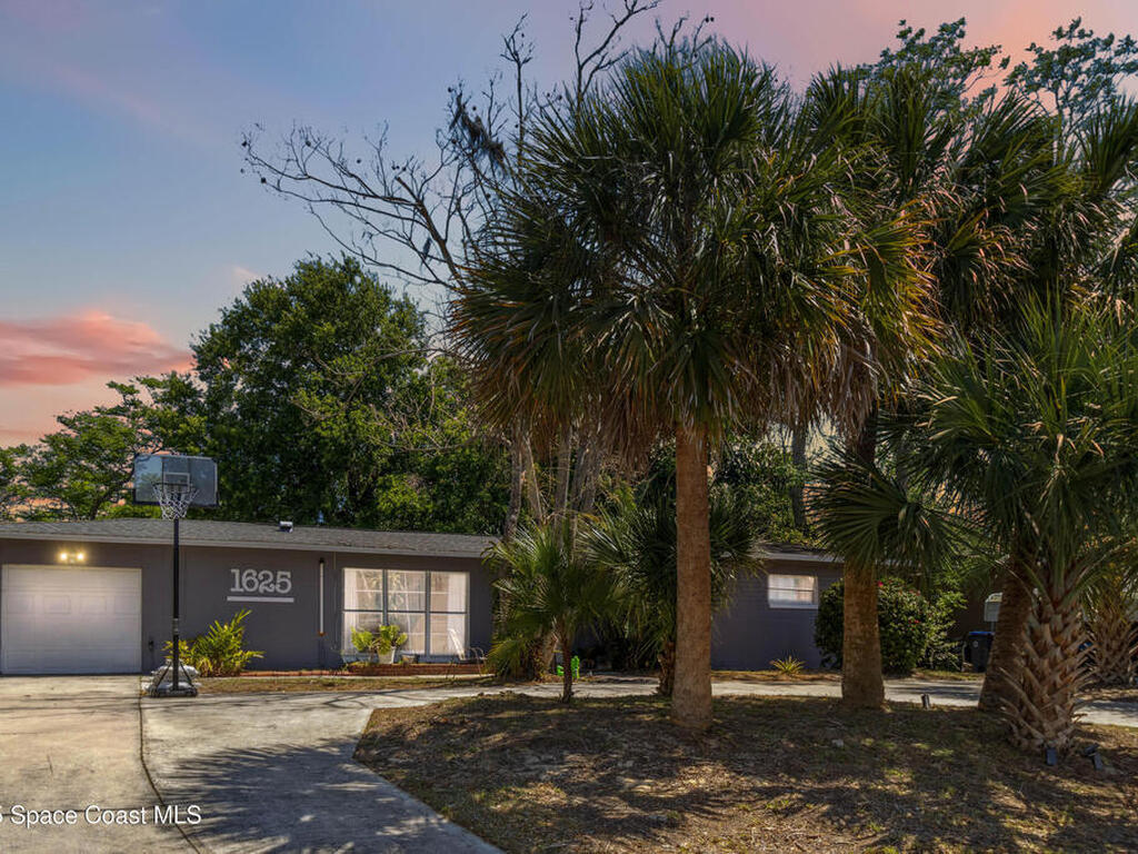 1625 Thornton Avenue, Titusville, FL 32780