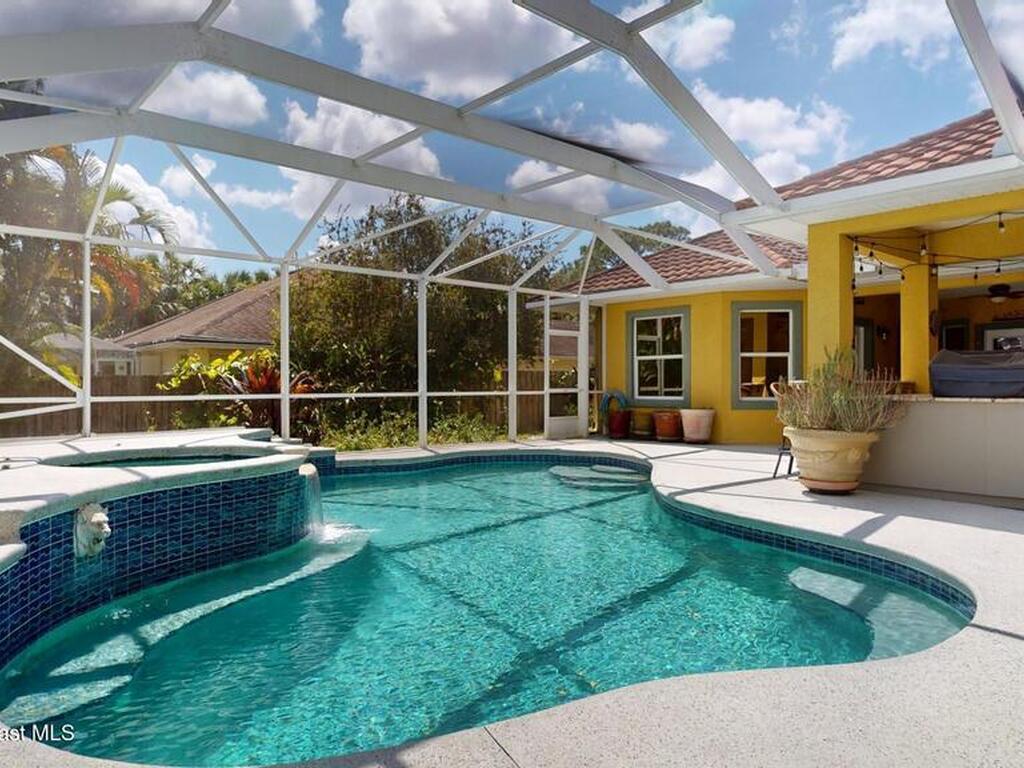 8666 95th Avenue, Vero Beach, FL 32967