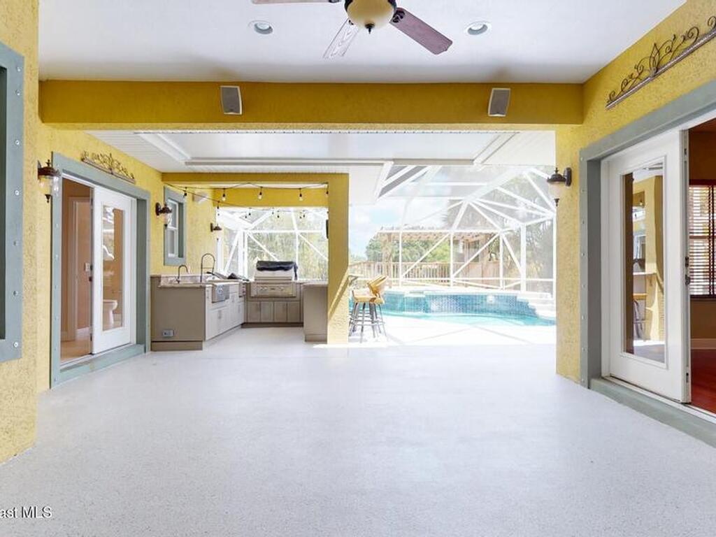 8666 95th Avenue, Vero Beach, FL 32967