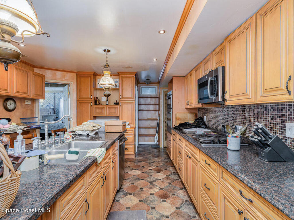 1838 Glenwood Street, Palm Bay, FL 32907