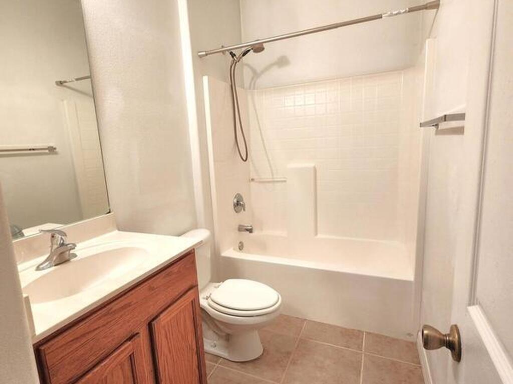 2078 Maeve Circle, Melbourne, FL 32904