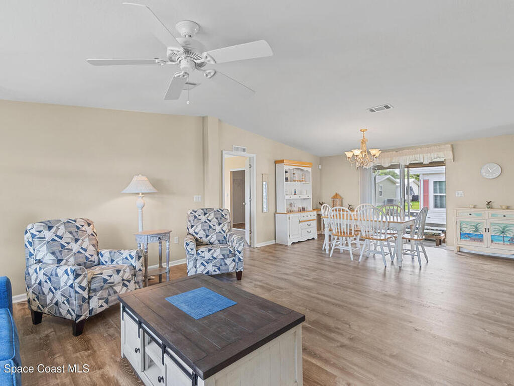 1218 Chipewa Drive, Barefoot Bay, FL 32976