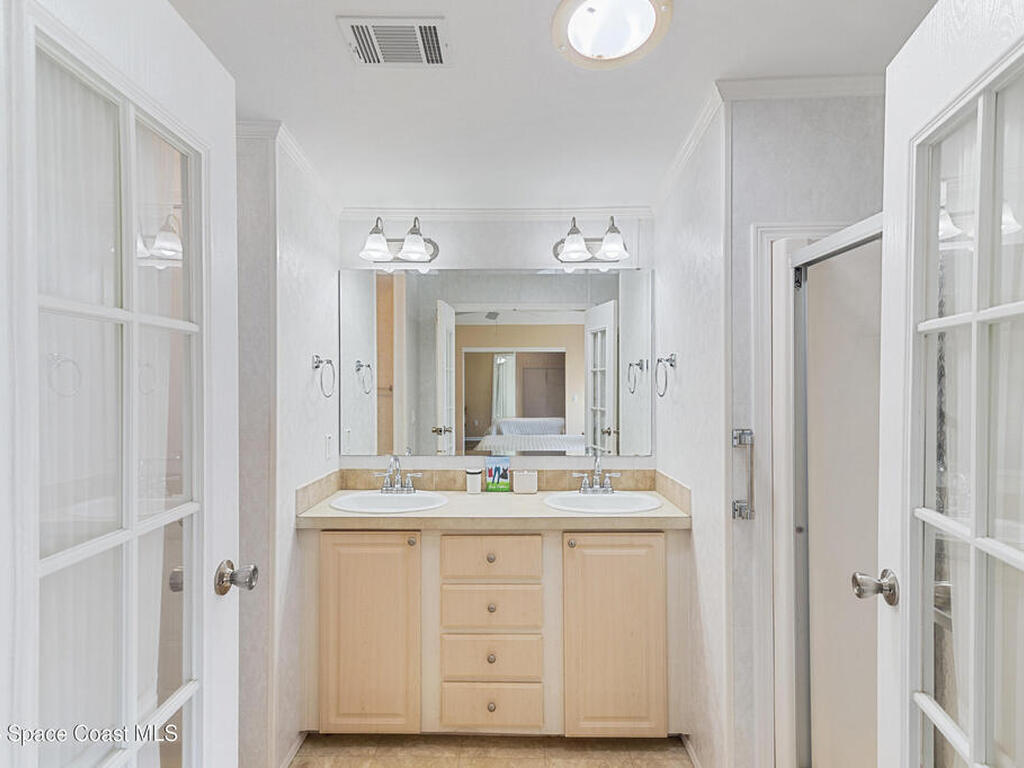 1218 Chipewa Drive, Barefoot Bay, FL 32976