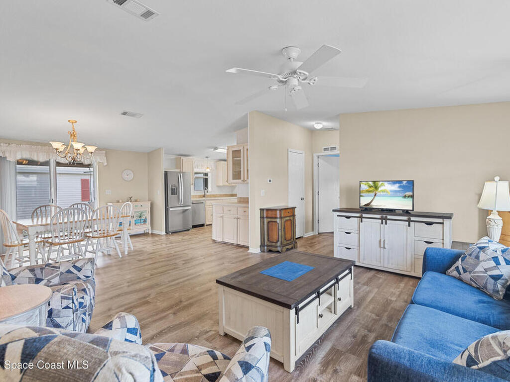1218 Chipewa Drive, Barefoot Bay, FL 32976