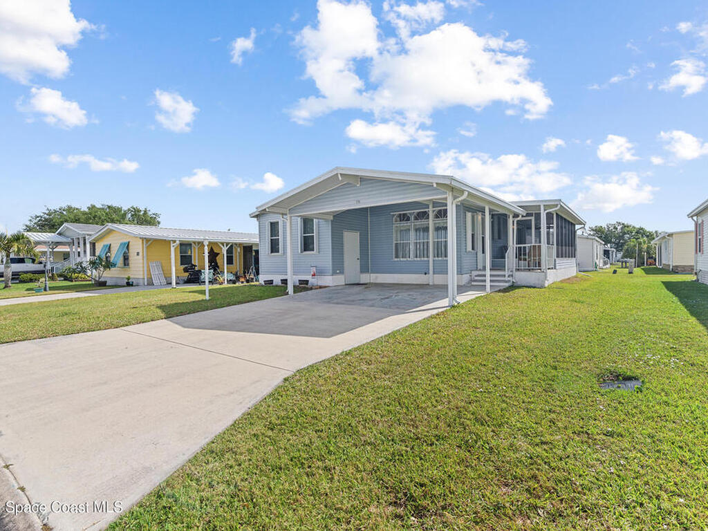 1218 Chipewa Drive, Barefoot Bay, FL 32976