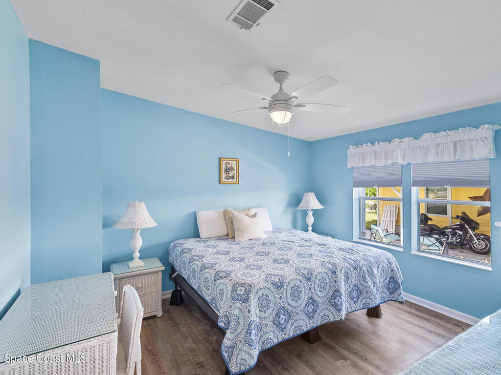 1218 Chipewa Drive, Barefoot Bay, FL 32976