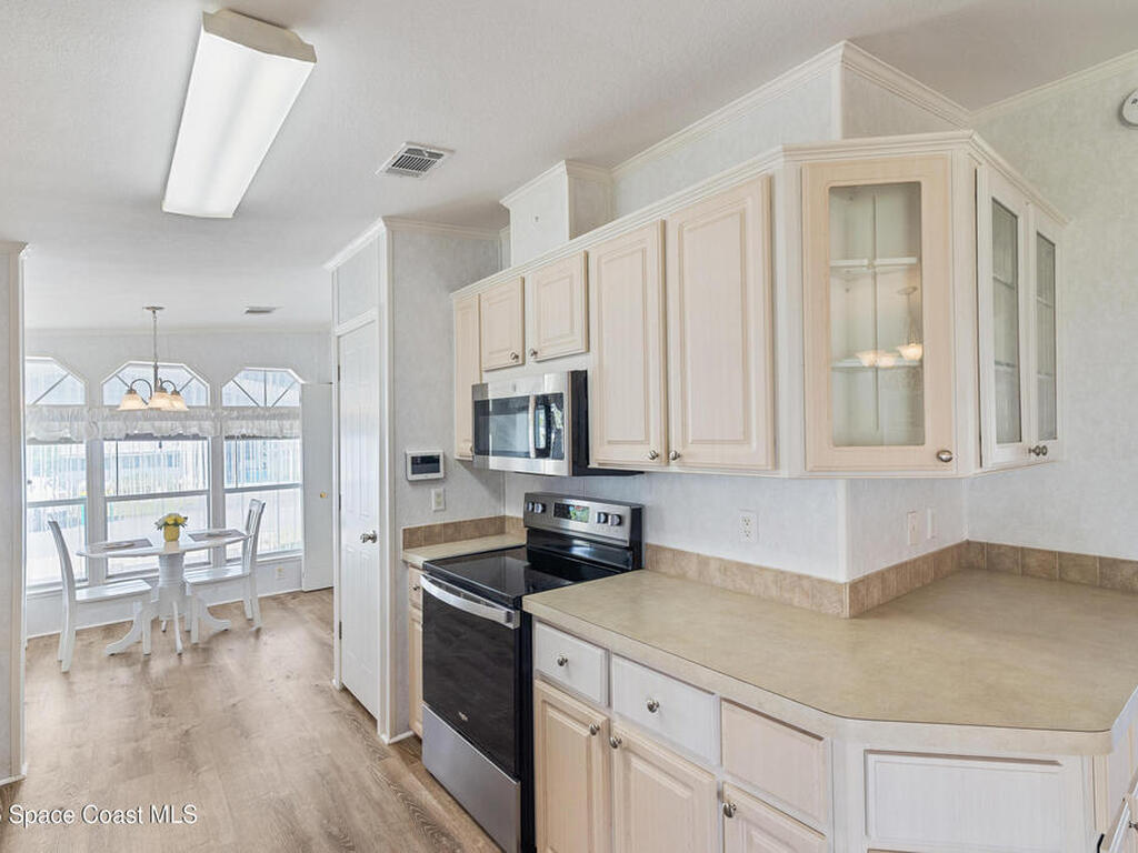 1218 Chipewa Drive, Barefoot Bay, FL 32976