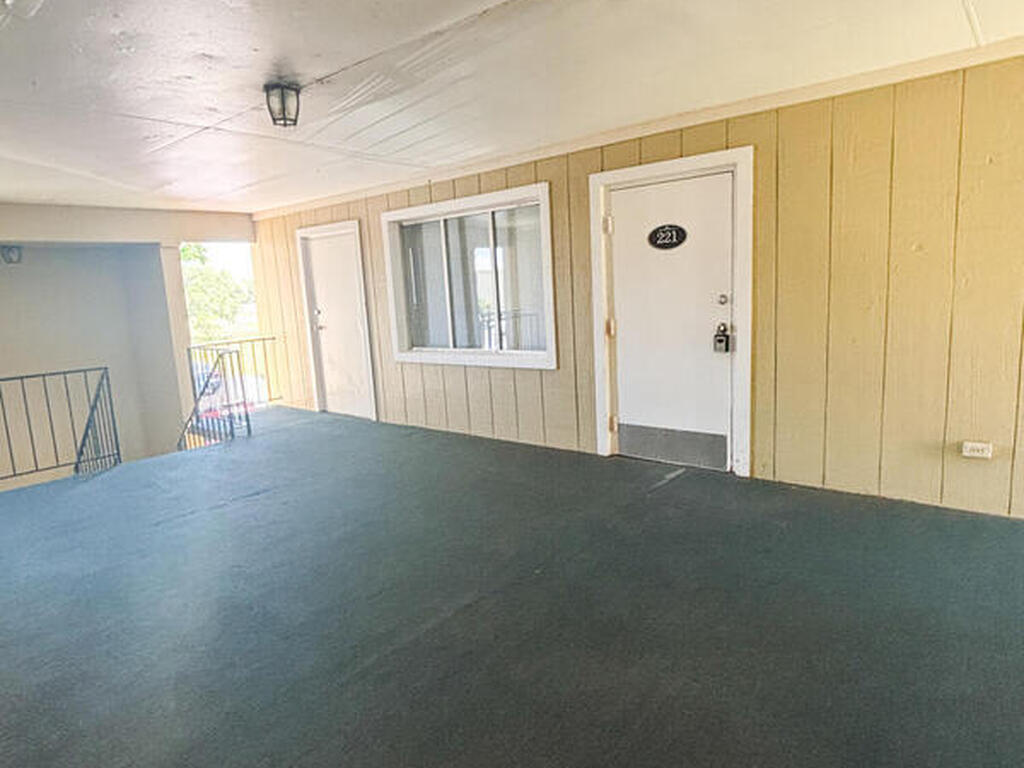 4304 London Town Road, Titusville, FL 32796