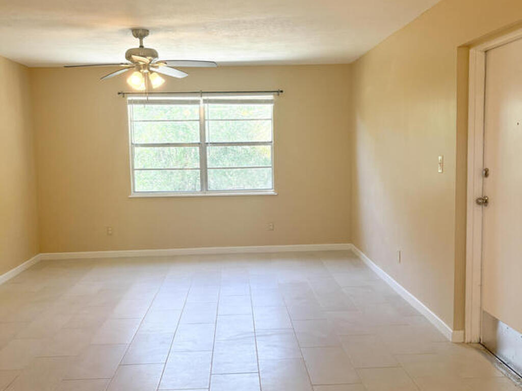 4304 London Town Road, Titusville, FL 32796