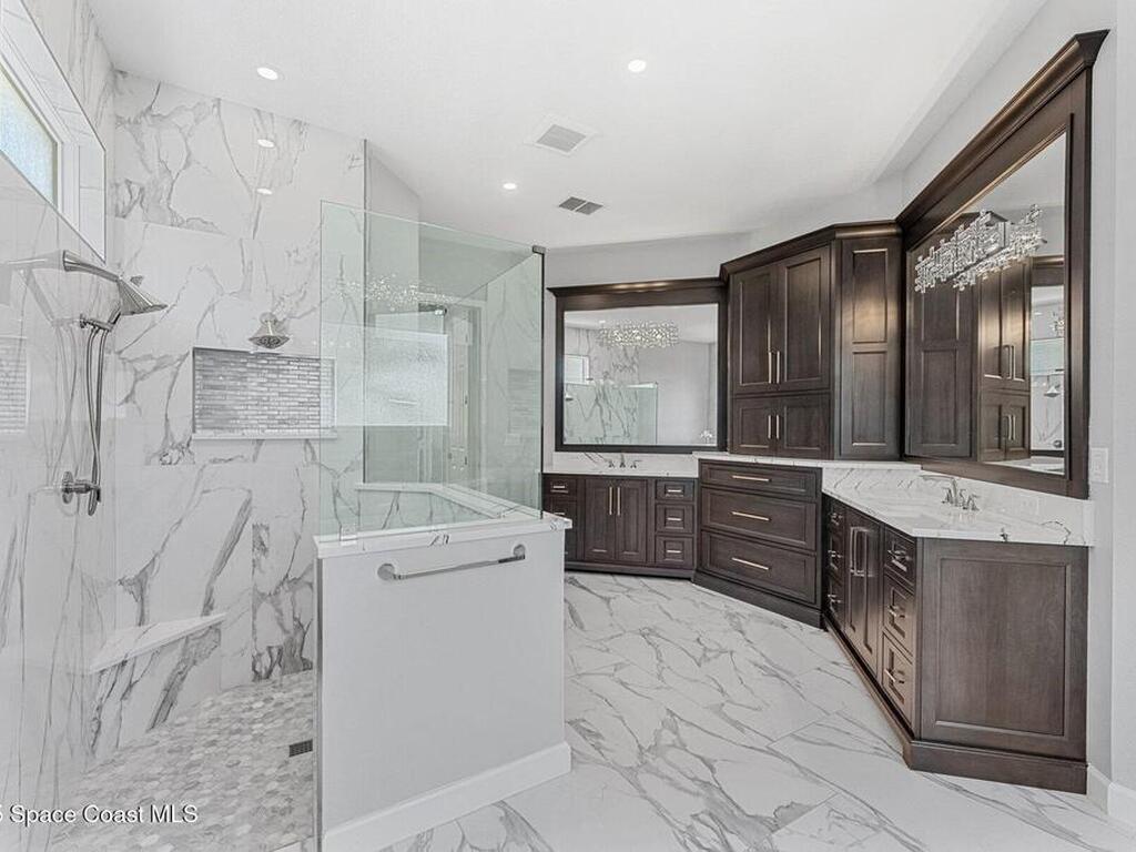 424 Rio Villa Boulevard, Indialantic, FL 32903