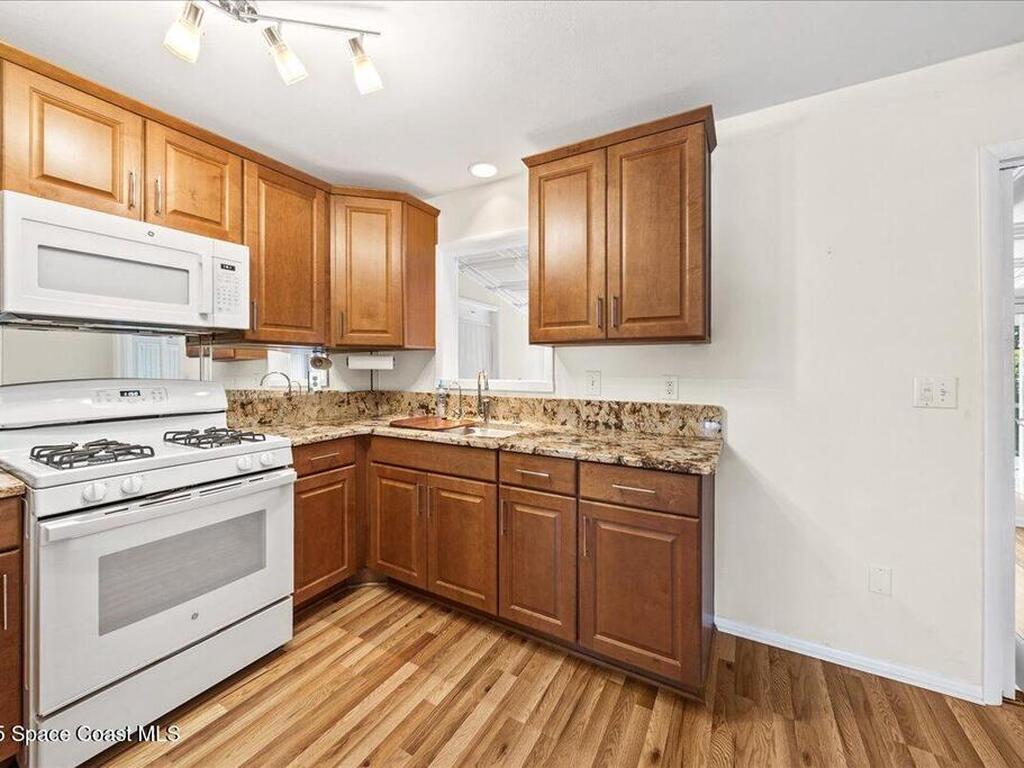 2450 Port Malabar Boulevard, Palm Bay, FL 32905