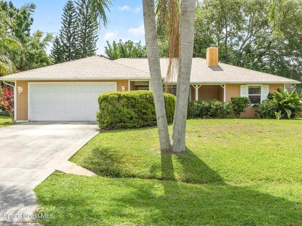 680 Helicon Terrace, Sebastian, FL 32958