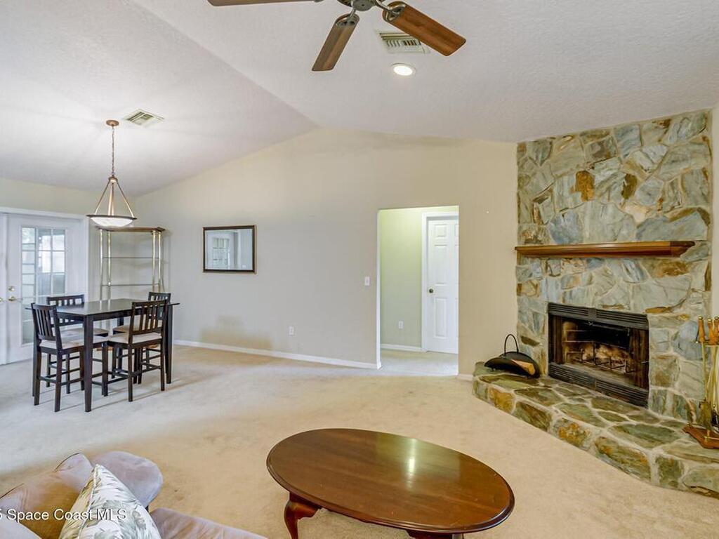 680 Helicon Terrace, Sebastian, FL 32958