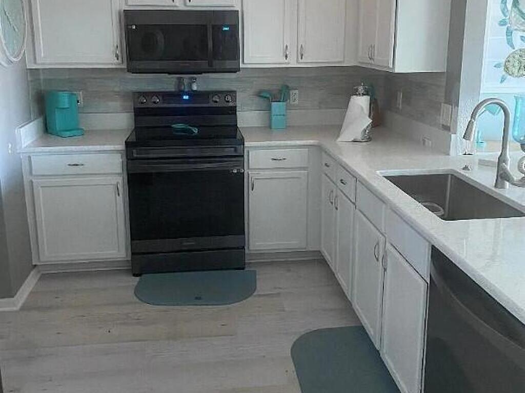 37 Sunset Street, Satellite Beach, FL 32937