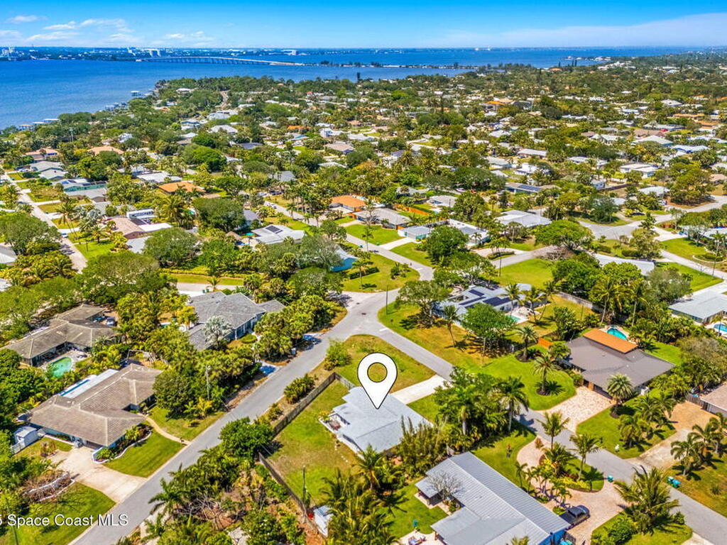 411 Poinsettia Road, Melbourne Beach, FL 32951