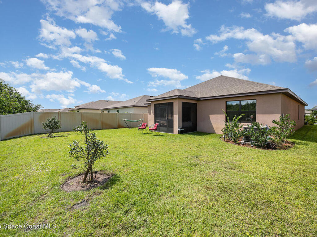 939 Remington Green Drive, Palm Bay, FL 32909