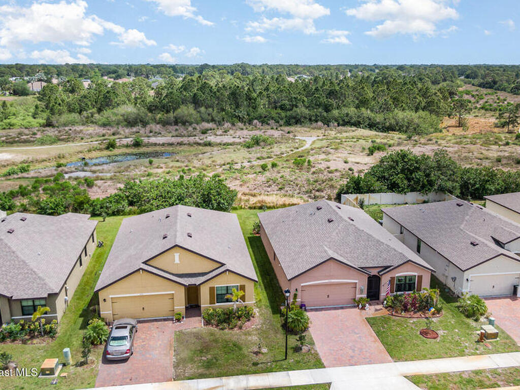 939 Remington Green Drive, Palm Bay, FL 32909