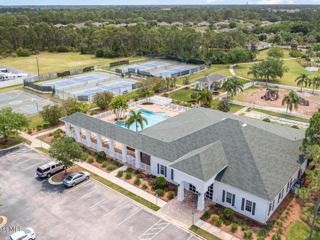 939 Remington Green Drive, Palm Bay, FL 32909