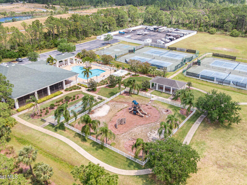939 Remington Green Drive, Palm Bay, FL 32909