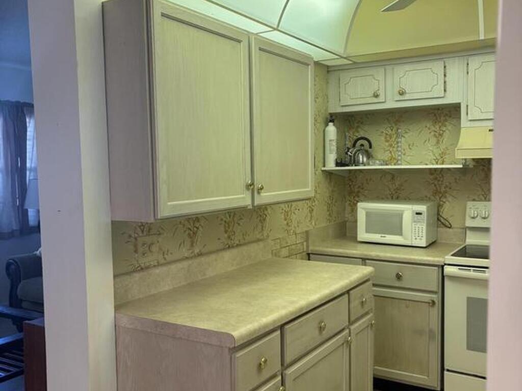 6500 Falcon Way, Cape Canaveral, FL 32920