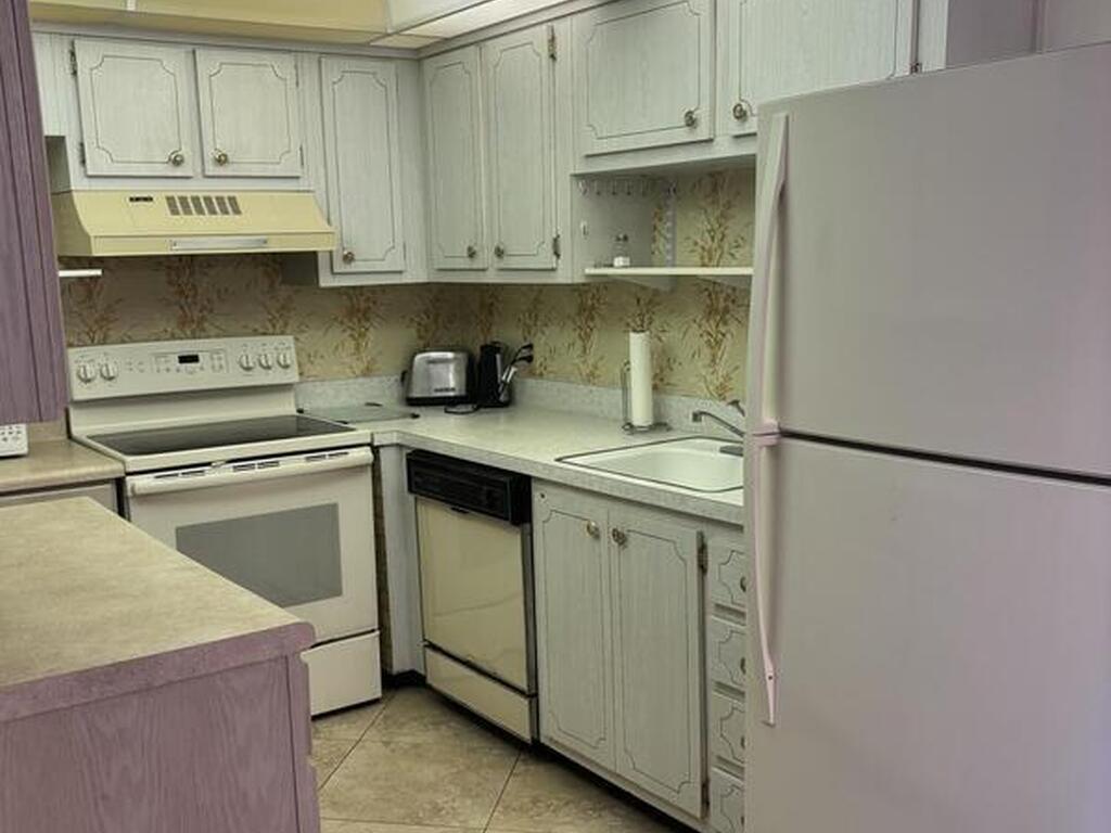6500 Falcon Way, Cape Canaveral, FL 32920