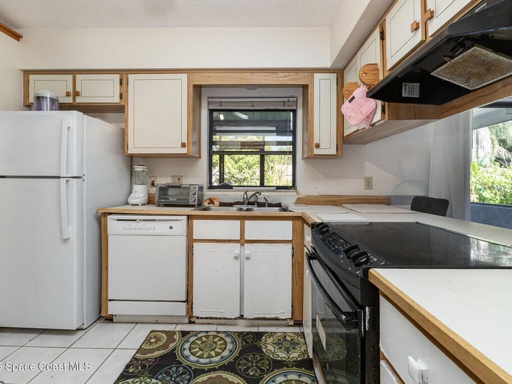 857 Gillen Avenue, Palm Bay, FL 32907
