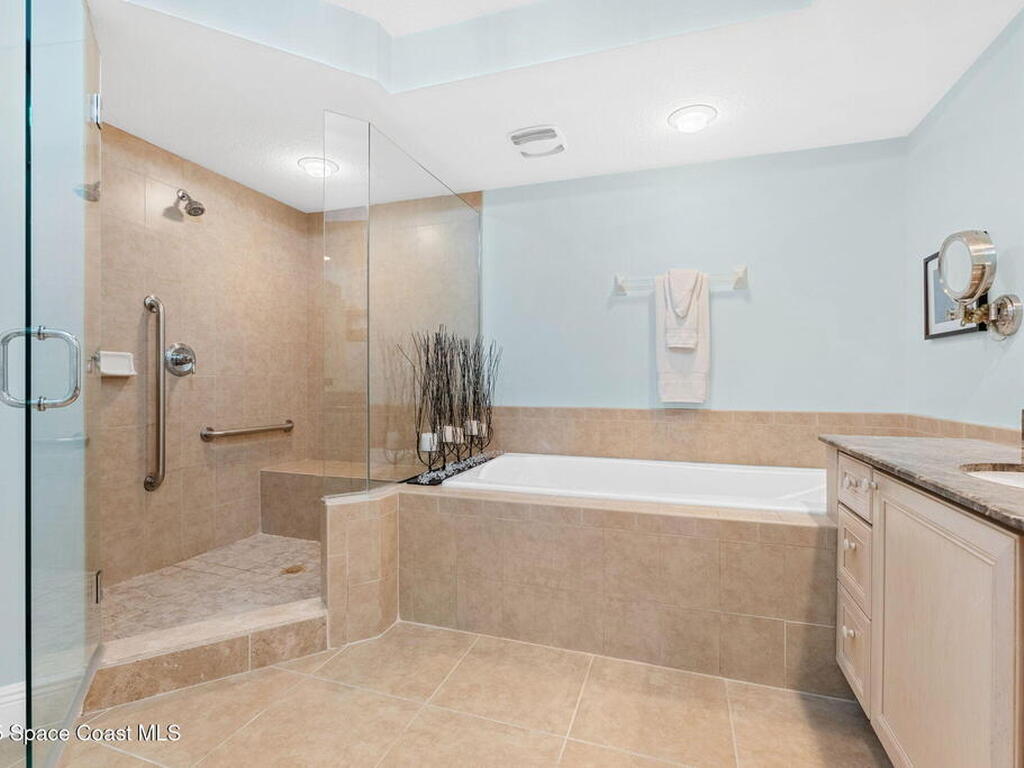 410 Hayes Avenue, Cocoa Beach, FL 32931