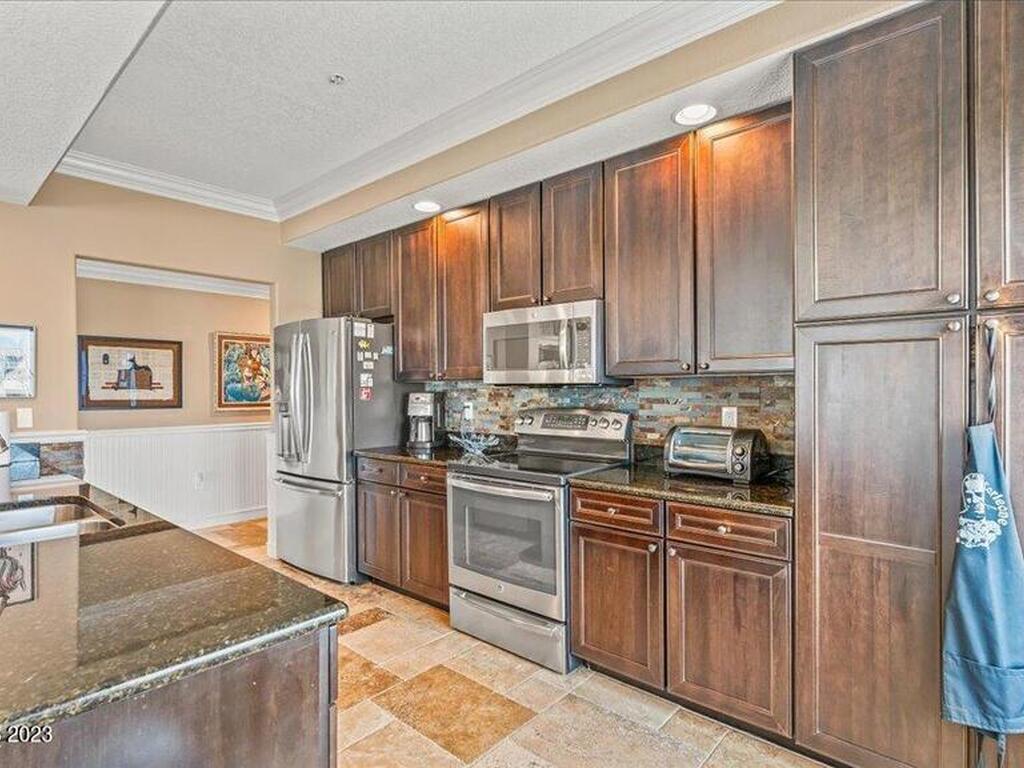 1125 N Highway A1A, Indialantic, FL 32903