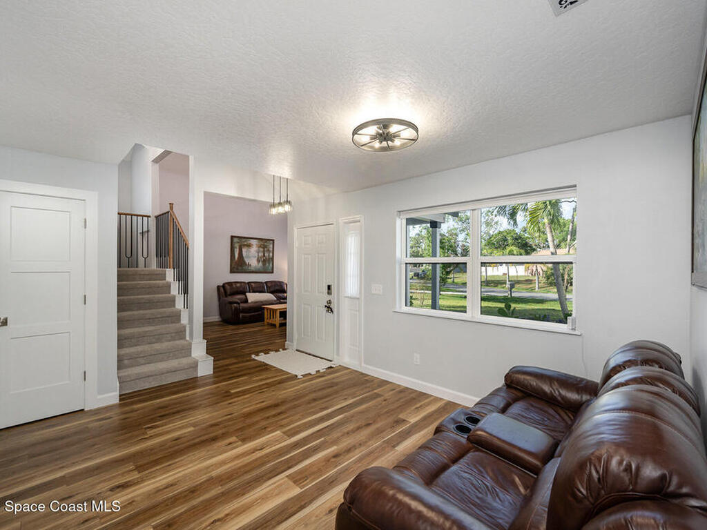1258 York Circle, Melbourne, FL 32904