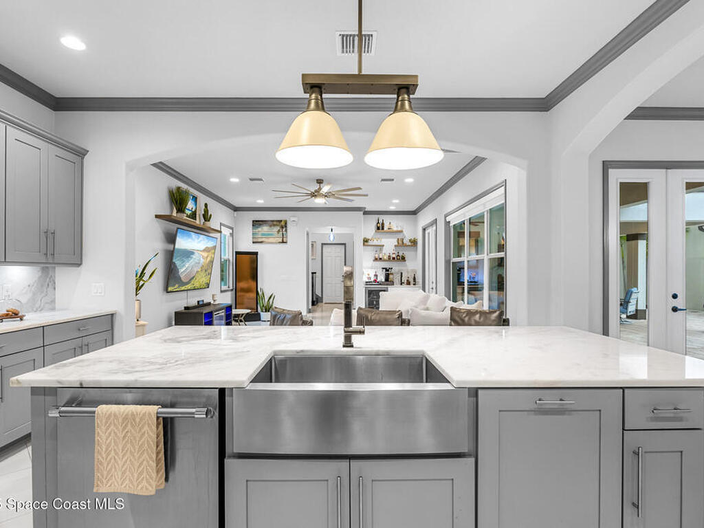 2453 Rodina Drive, Melbourne, FL 32940