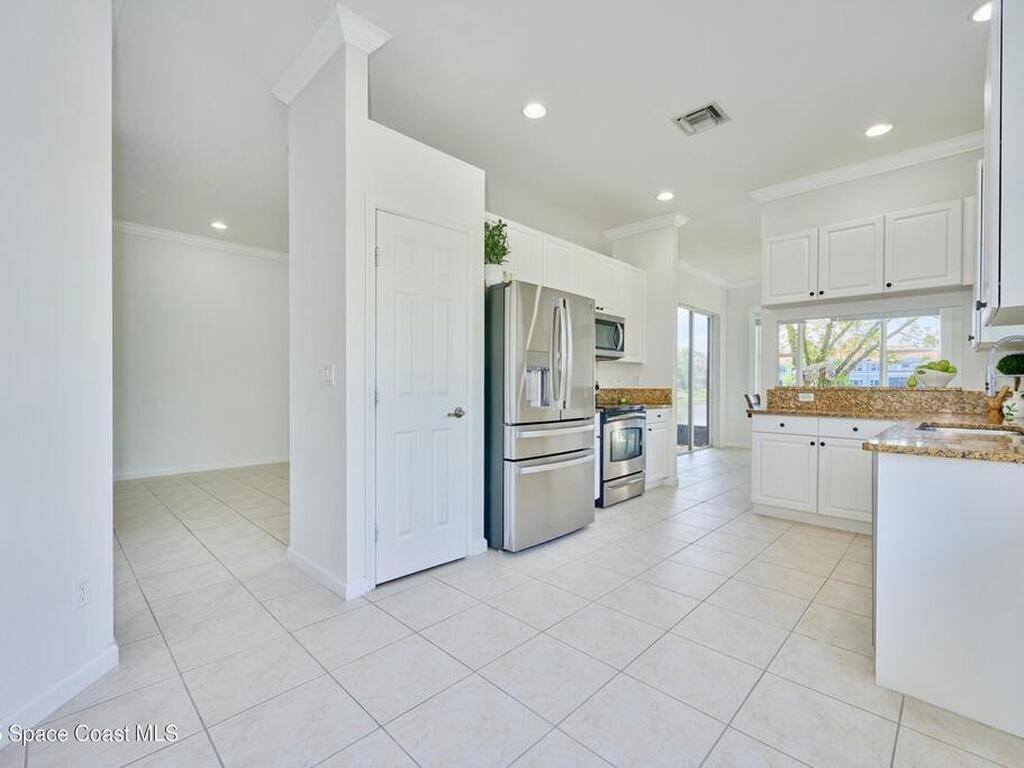 2570 Marshfield Court, Port St. Lucie, FL 34953
