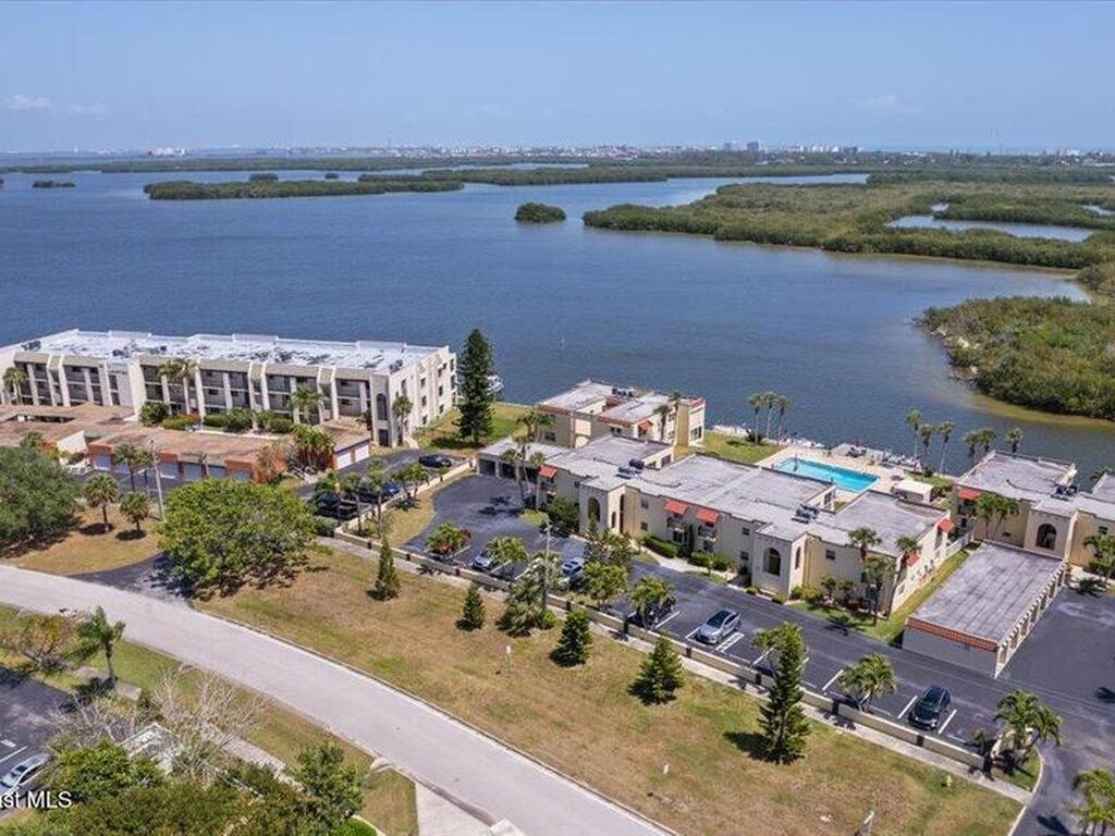 1727 Minutemen Causeway, Cocoa Beach, FL 32931