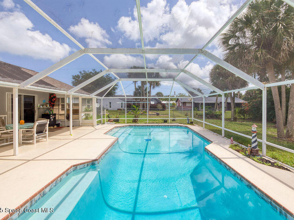 782 Simon Street, Palm Bay, FL 32909