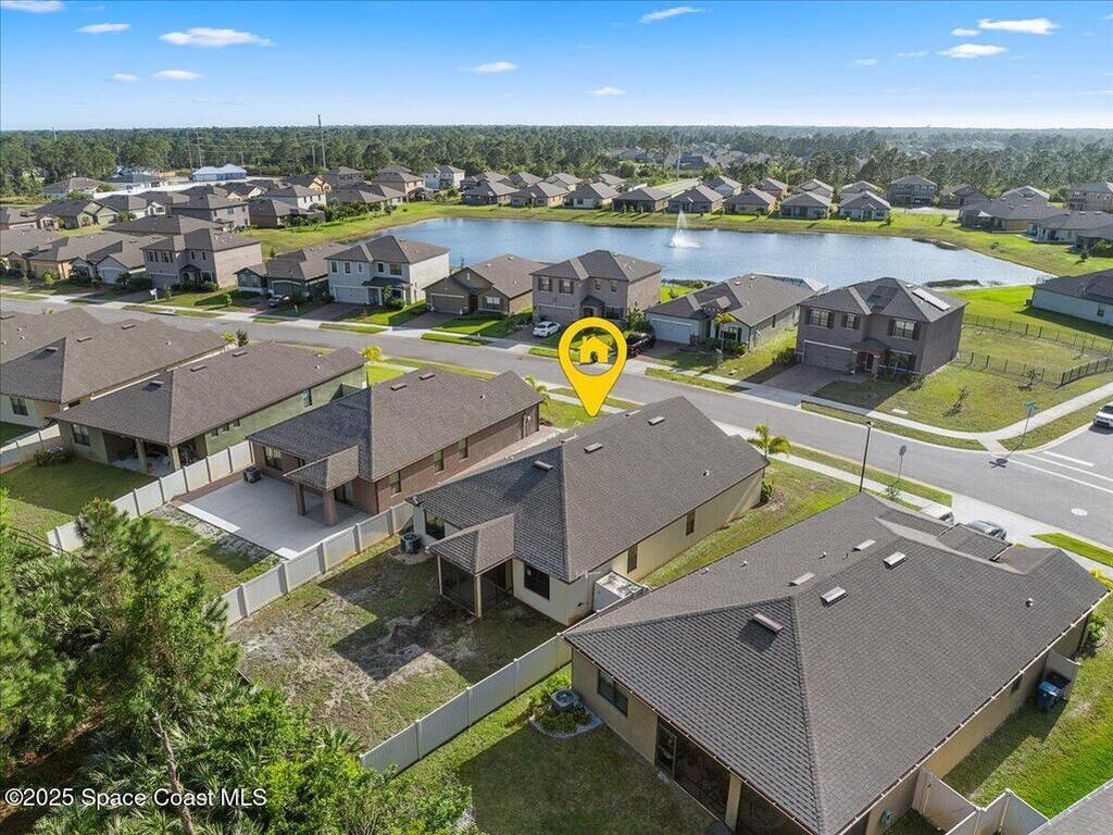 682 Old Country, Palm Bay, FL 32909