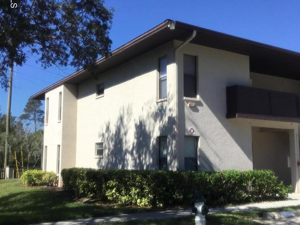 1011 Clearmont Street, Palm Bay, FL 32905