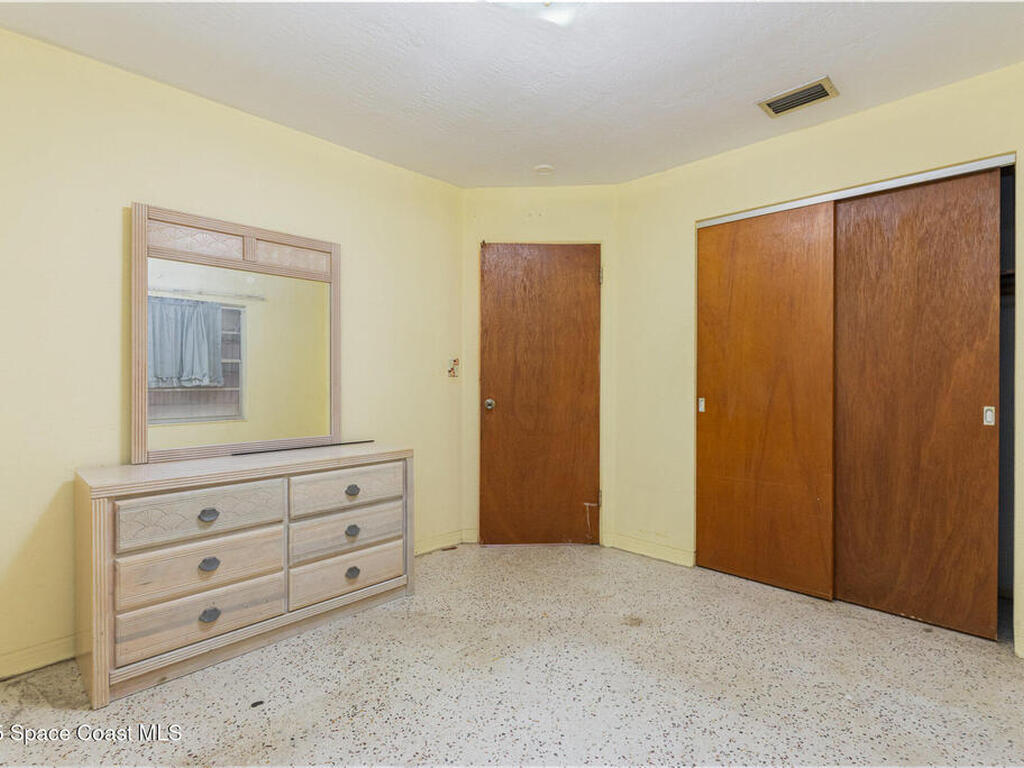 633 Nida Drive, Melbourne, FL 32935