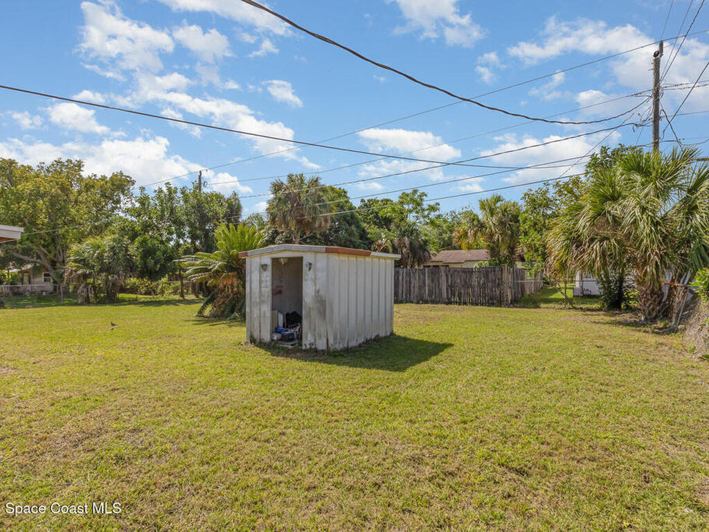 633 Nida Drive, Melbourne, FL 32935